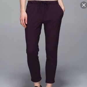 Lululemon Jet Crop, GUC, plum, size 6